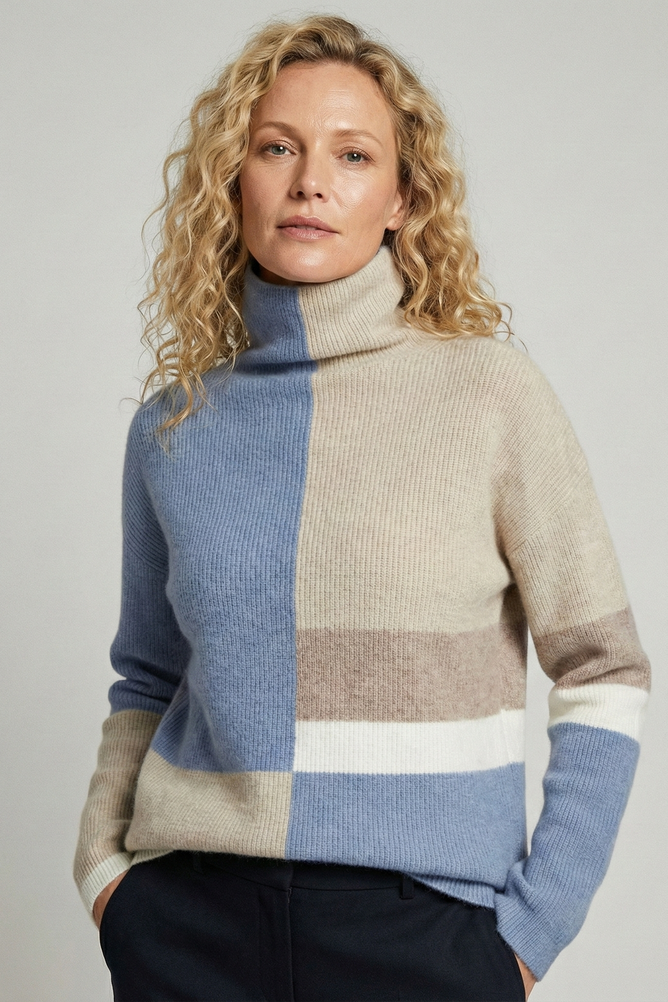Jennie Turtleneck Sweater | Zenda