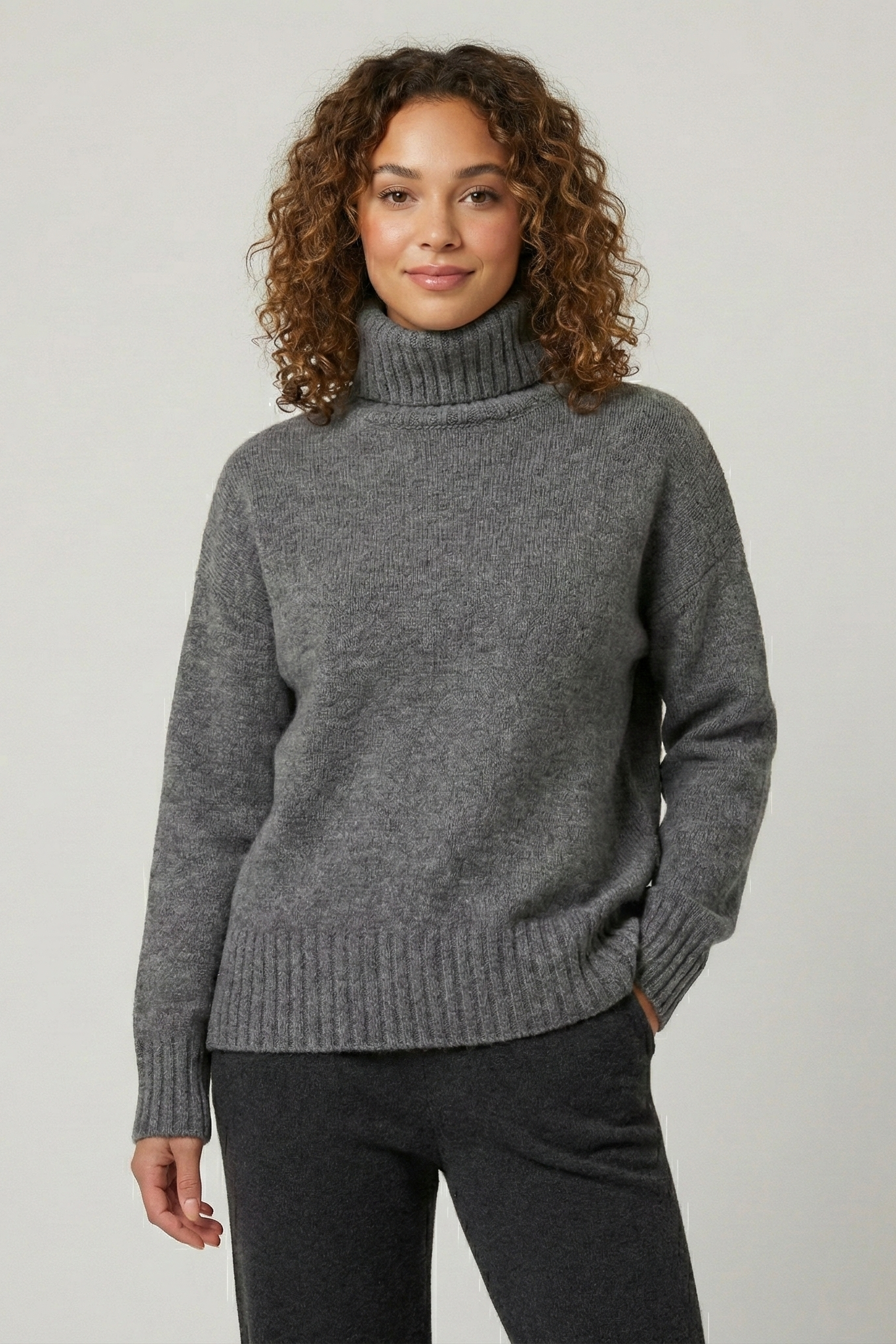 Turtleneck Layla Sweater | Zenda