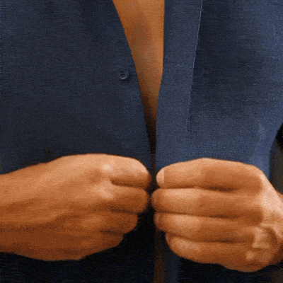 5. Klassieke kraag en zorgvuldig uitgewerkte details