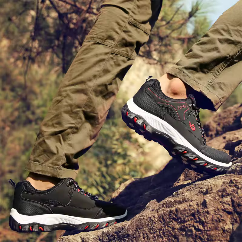 Ergonomische Outdoorschuhe mit Wasserschutz • Outdoor™